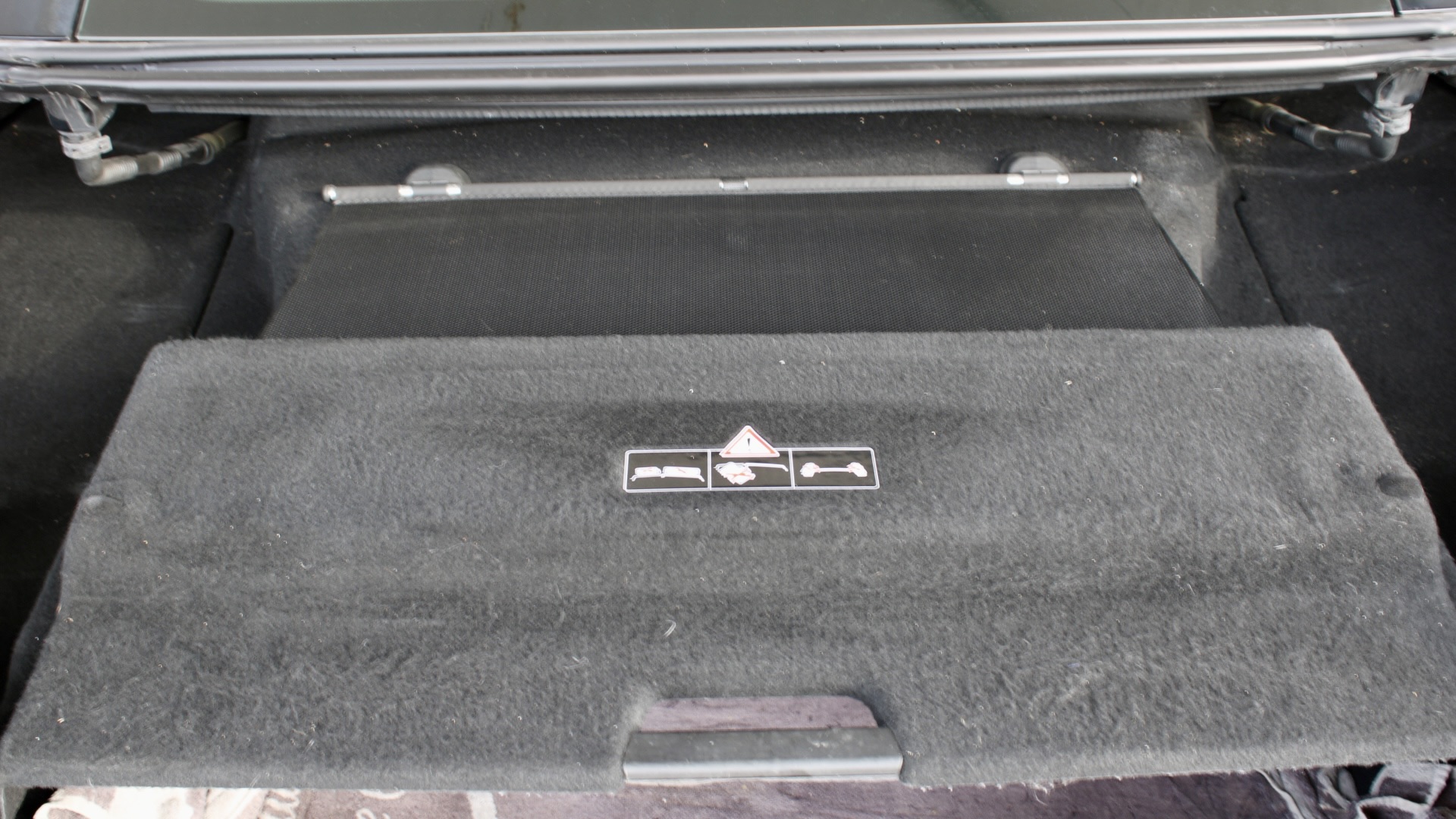 
								Mercedes-Benz SL400 full									