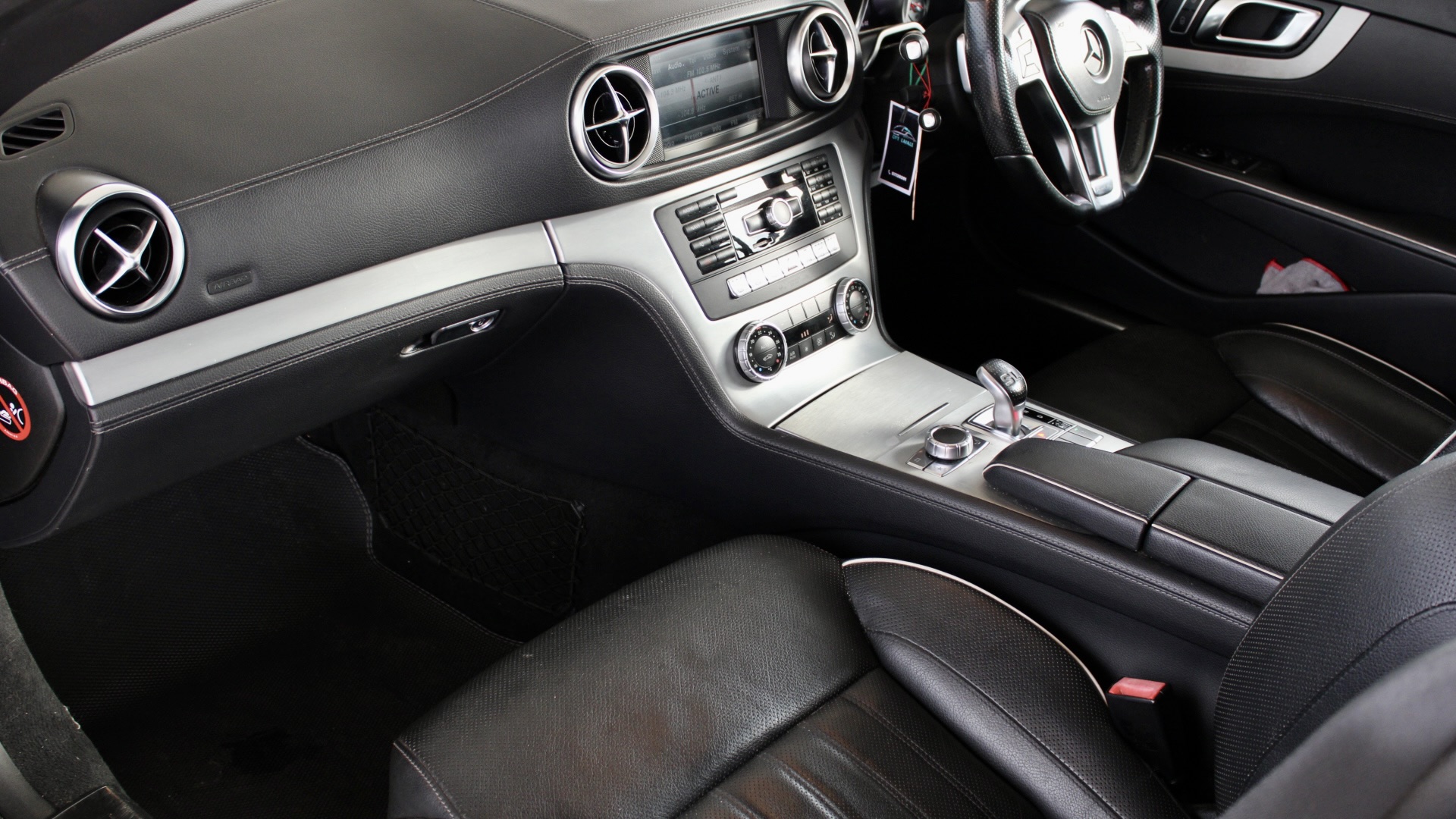 
								Mercedes-Benz SL400 full									