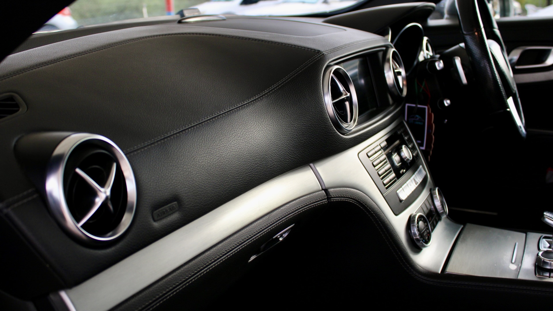 
								Mercedes-Benz SL400 full									