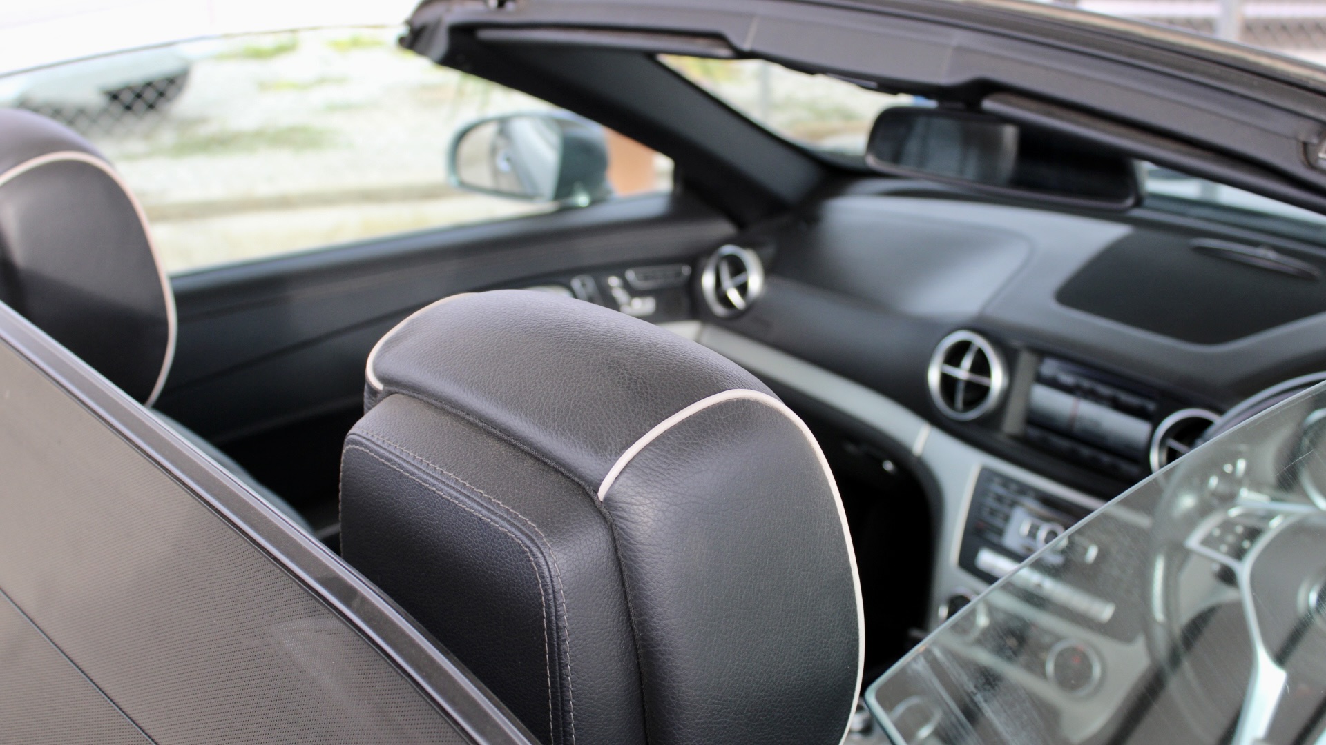 
								Mercedes-Benz SL400 full									