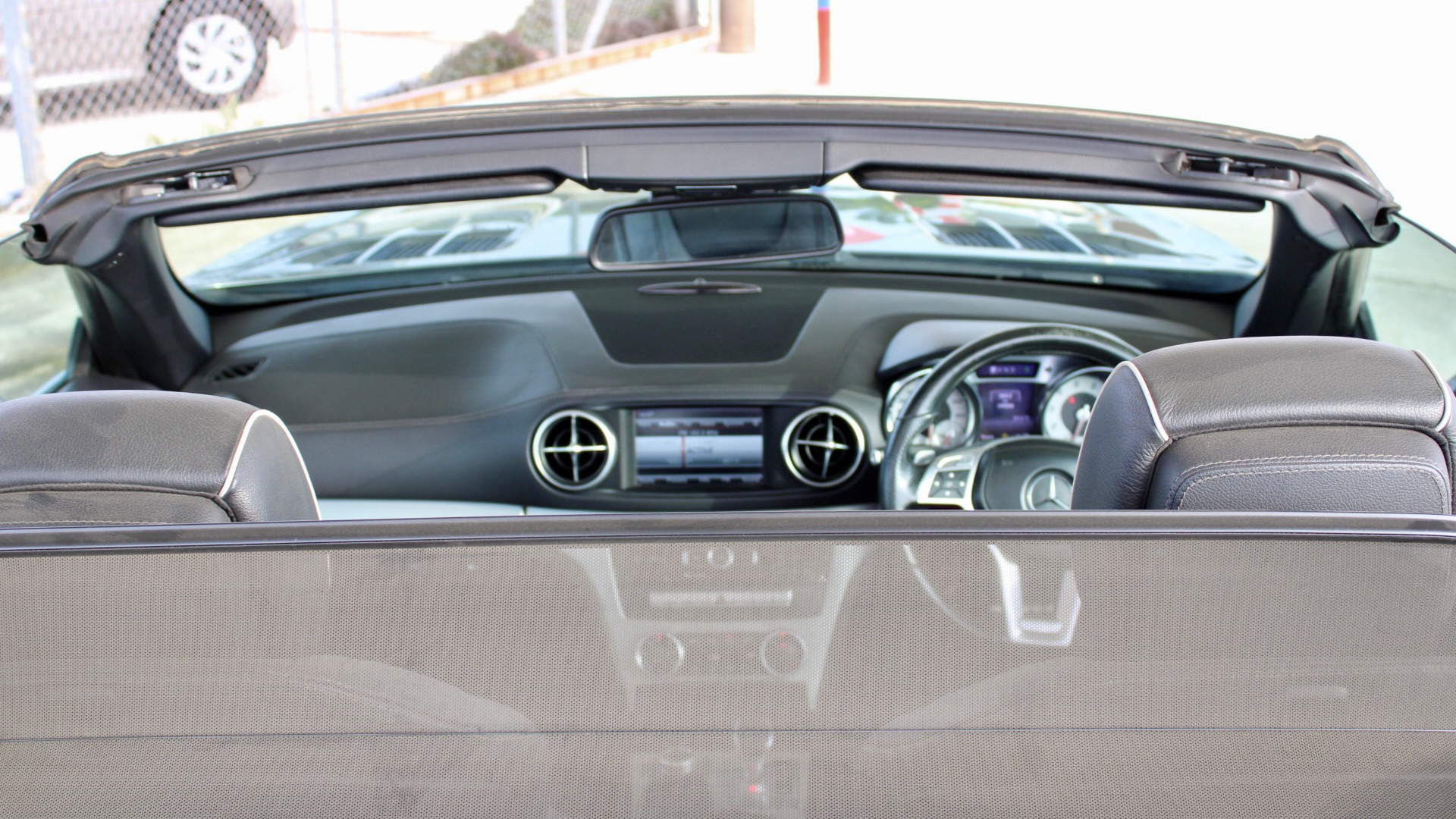 
								Mercedes-Benz SL400 full									